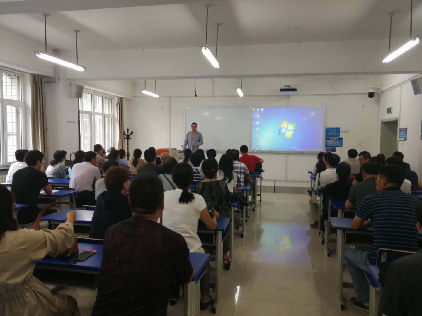 培训会.jpg